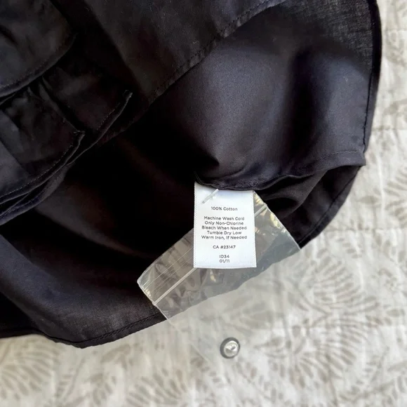 NWOT Talbot’s 100% Cotton Ruffle Blouse 🖤 - Picture 5 of 7